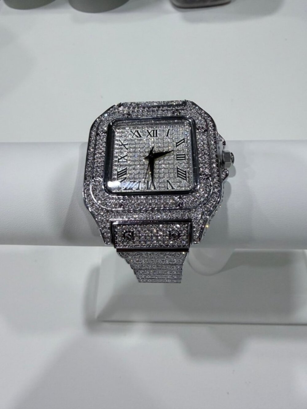Men’s Diamond Watch Iced Out Watch - Picture 2 of 7